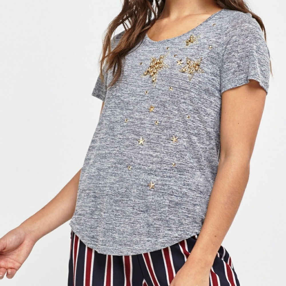 SALE $10 Gray tee w/bead & stud accents NWT•Multiple Sizes - Picture 5 of 8
